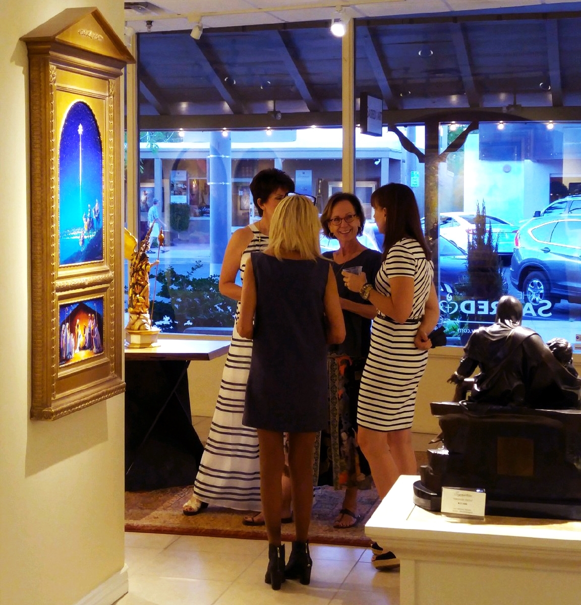 gallery-group gallery-group